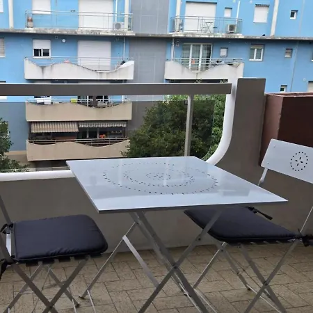Les Amandines Apartment *